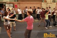 21/09/13 - Marching band de la Maniacs Band al Mercat de la Llibertat